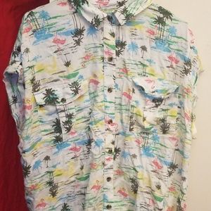 Palm tree and flamingo button up